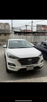 توسان ٢٠٢٠ • ماشي ٩٢٠٠٠ • رقم بغداد