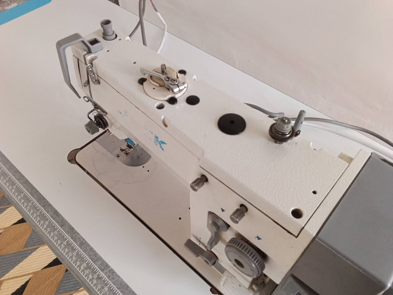 للبيع مكينه جاك صناعي خياط وتطريز للاستفسار الاتصال على الرقم ***********
