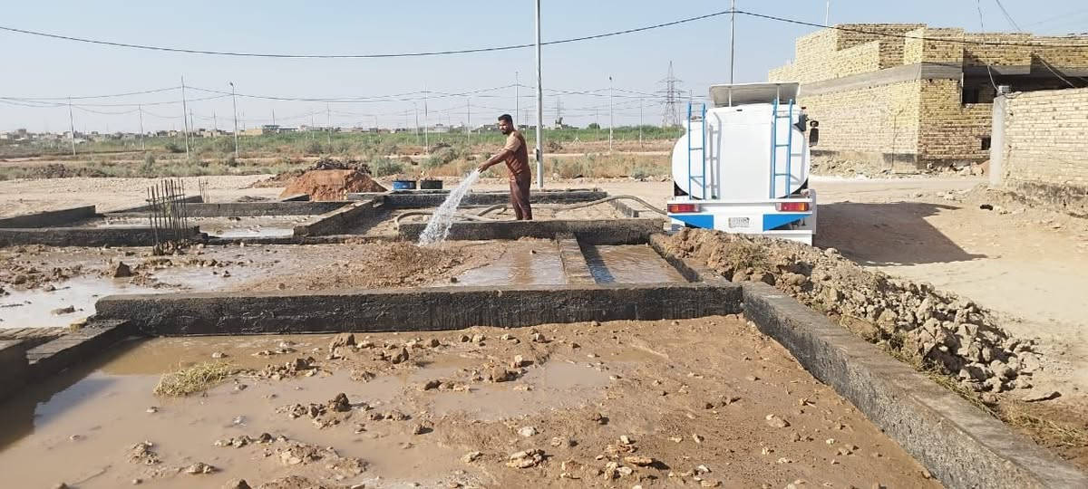 مستعدون لحدل وصب جميع الارضيات وتدخيل السبيس وتنظيف البيوت وحدل التراب *********** استفسار بخصوص العمل اتصل
