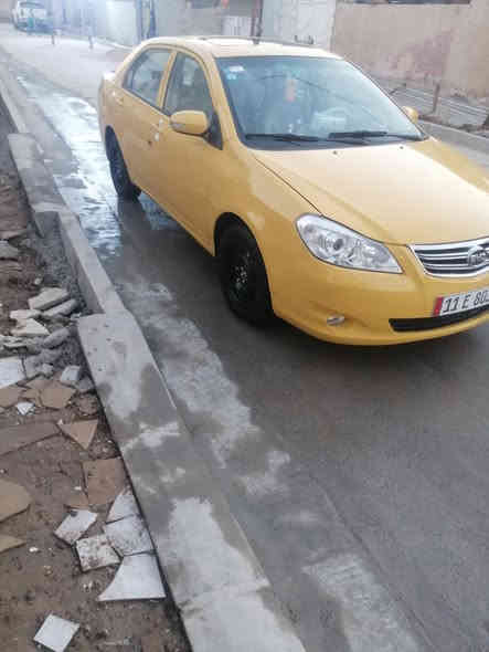 بي وايدي موديل13 كامله رقم نكليزي بسمي تحويل ثاني يوم كيرعادي ومكينه هونده ياباني مكفوله تبريد شغال تخم تاير جديد مصبوغه حزام جماليه سياره حلوه رقم بغداد مصفره هيئه وغرامات سعر 56  عنوان سياره بغداد زعفرانيه***********
