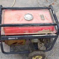 مولد • ٢ ونص • للبيع