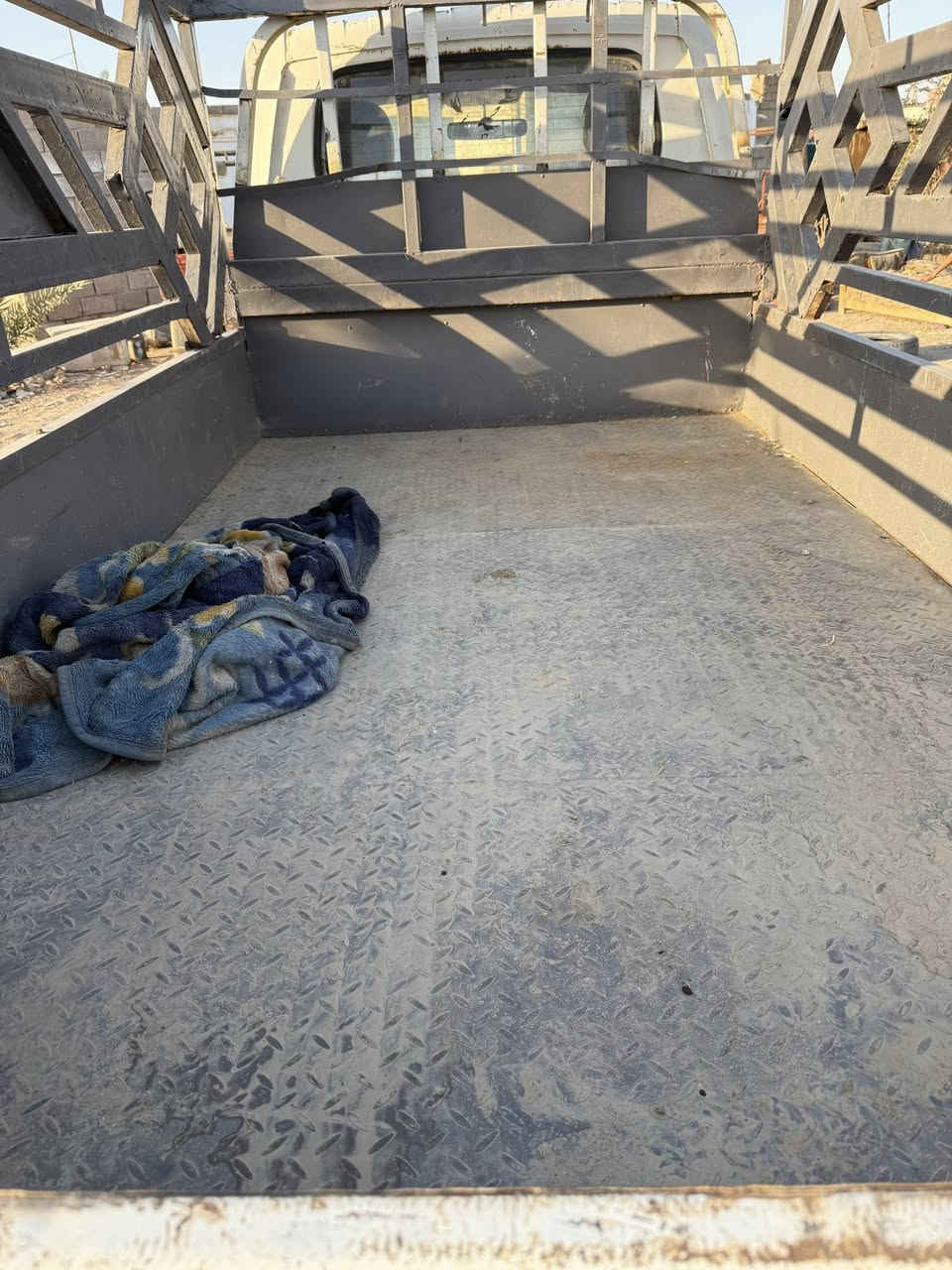 كيه بنكو موديل ٢٠٠٦رقم بصره مشروع وطني تحويل مباشر سياره حلوه ونضيفه  73وبيه مجال مكان البصره هارثه ***********
