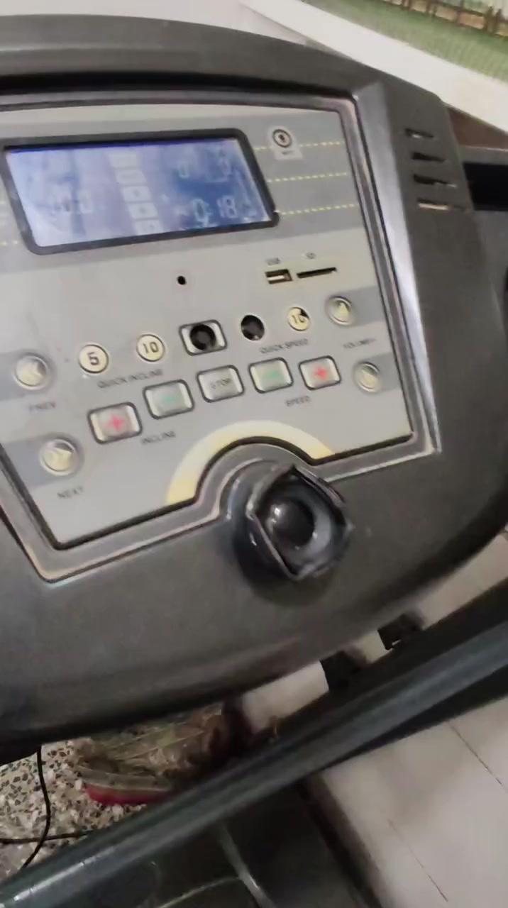 السلام عليكم جهاز جري للبيع يشيل وزن 250 سعره250 الف وبي مجال مكاني الامين وتوصيل  متوفر


**إذا كنت صاحب هذا الإعلان وتريد حذفه لأي سبب، رجاءا أرسل رسالة إلى الدعم الفني**