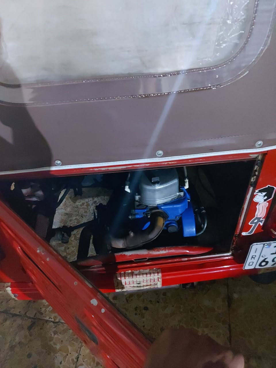 السلام عليكم تكتك ١٩ للبيع رقم بسمي تحويل ثاني يوم سعر ٥٢٥٠ وبيها مجال مكاني بغداد تواصل خاص او اتصال ***********
