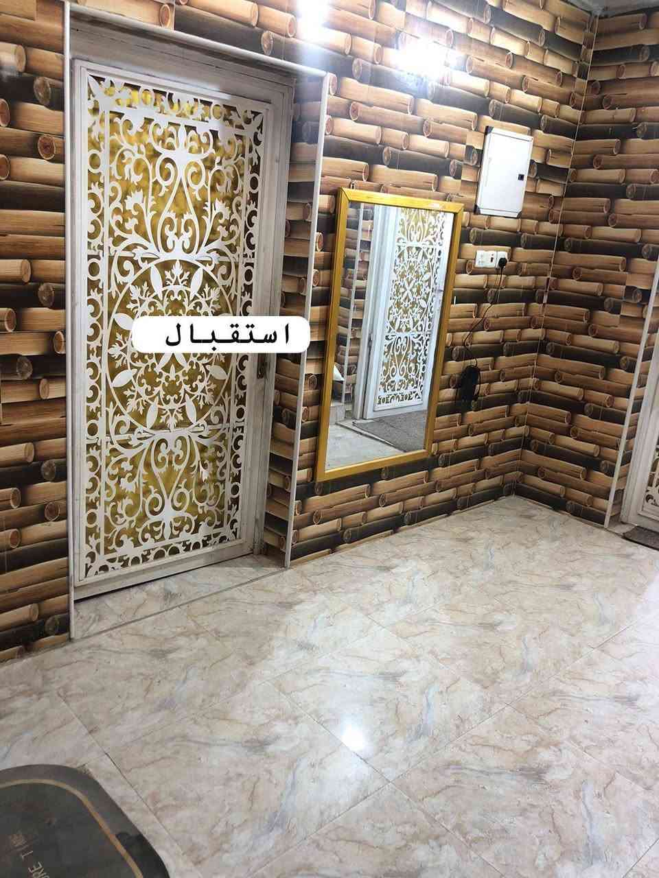 مساحة البيت 113 متر
الواجهه 10 متر
البيت طابق واحد وبالسطح غرفة سندويتچ 
العنوان نهاية شارع الحبوبي قرب حديقة الدب
للاستفسار التواصل على الرقم ***********
***********
واتساب
السعر ١٥٠ مليون
