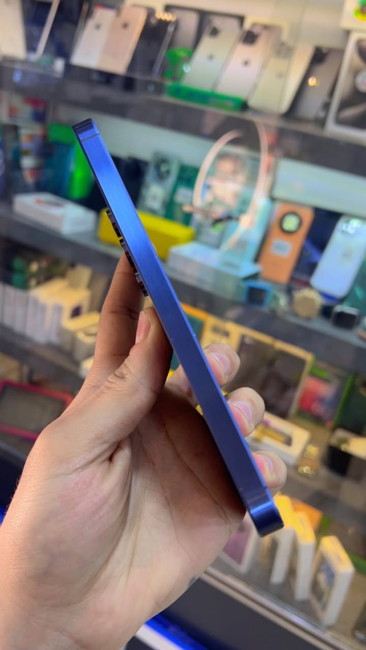 السلام عليكم سامسونك A55 فايف جي ذاكره 256 عشوائيه 8 الجهاز ضمان عين الفهد فقط جهاز السعر 285 الف مال بيع بدون عمله تجي تاخذه من المحل وبخدمتك ***********
مكاني بغداد المشتل شارع الجامع او المطبك
