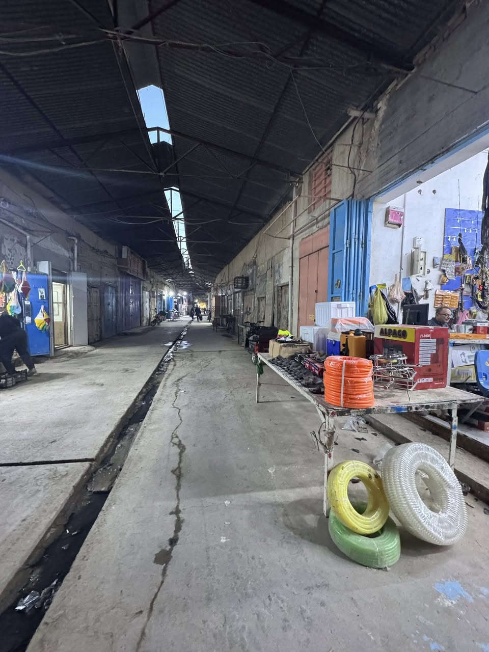 محل60 متر + بيت105متر للبيع
السلام عليكم محل داخل لسوق مساحة 60متر محل حميد عبد الرضا 

بيت للبيع مساحة 105متر خلف السوق موقع لبيت مؤاجر حالياً ويصلح محلات تجاريه

للاستفسار الاتصال
سيف ***********
محمد ***********
