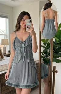 ريد فيلفت ملكي • مقاس ٥٥-٨٠ • توصيل ناصريه