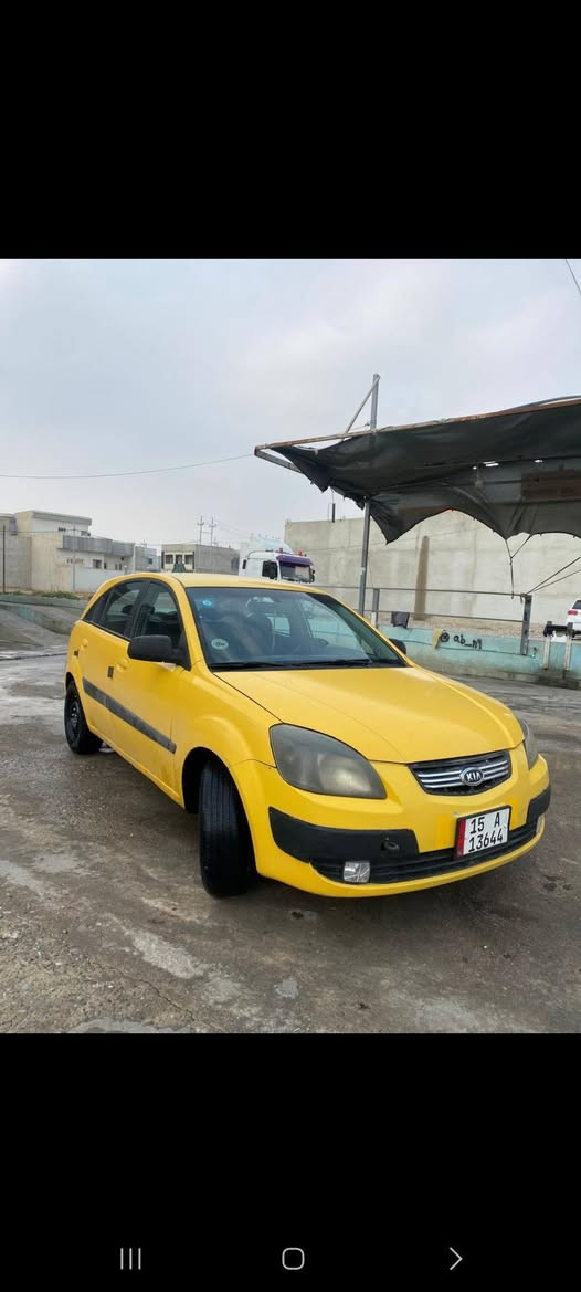 كيا ريو موديل ٢٠٠٦ كير محرك شرط طخم تاير باتري جديد فول بس كير عادي رقم انبار اجنبي شرط التحويل كاربون مابيها من تحولها يطلعلها كاربون السعر ٦٨ وبيها مجال للطيبين للإستفسار الاتصال على الرقم ***********
