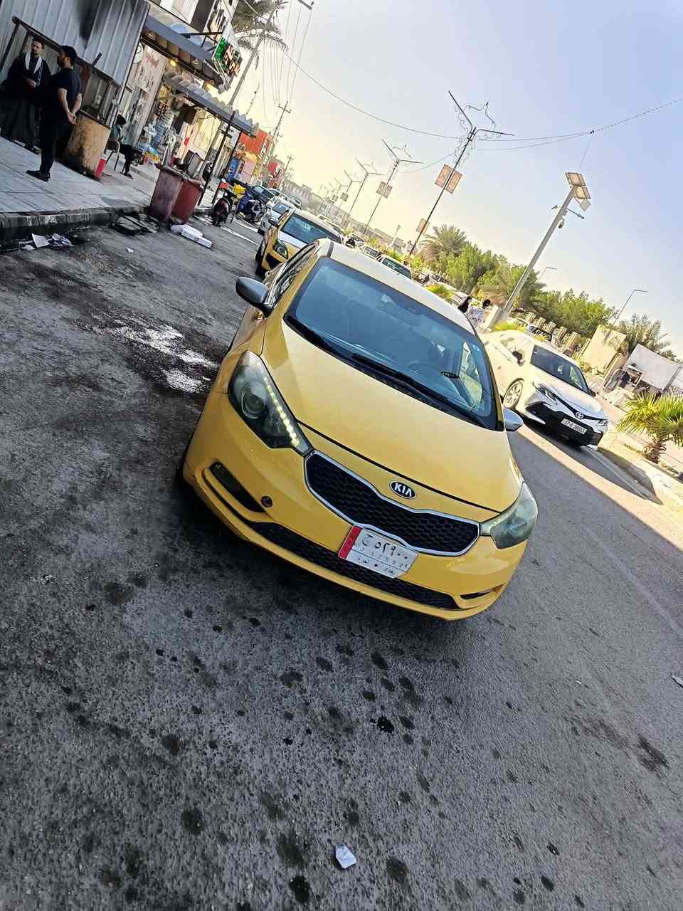 السلام عليكم سياره فورتي للبيع او مراوس   موديل 14 رقم بغداد انكليزي  باقي على تبديل لوحات سنويه لل27   بيها منضومه غاز جديده سياره نضيفه     نقص تبريد  حداديه 80 بلميه   كهربائيات جاهزه كير محرك شرط  شاشه بلادي وكامره مري شفط  محرك 2000 جي دي اي  سونار مرفق بلمشور  السعر88 مجال حك جيه العنوان سماوه الوركاء  تواصل على هاذ رقم ***********
