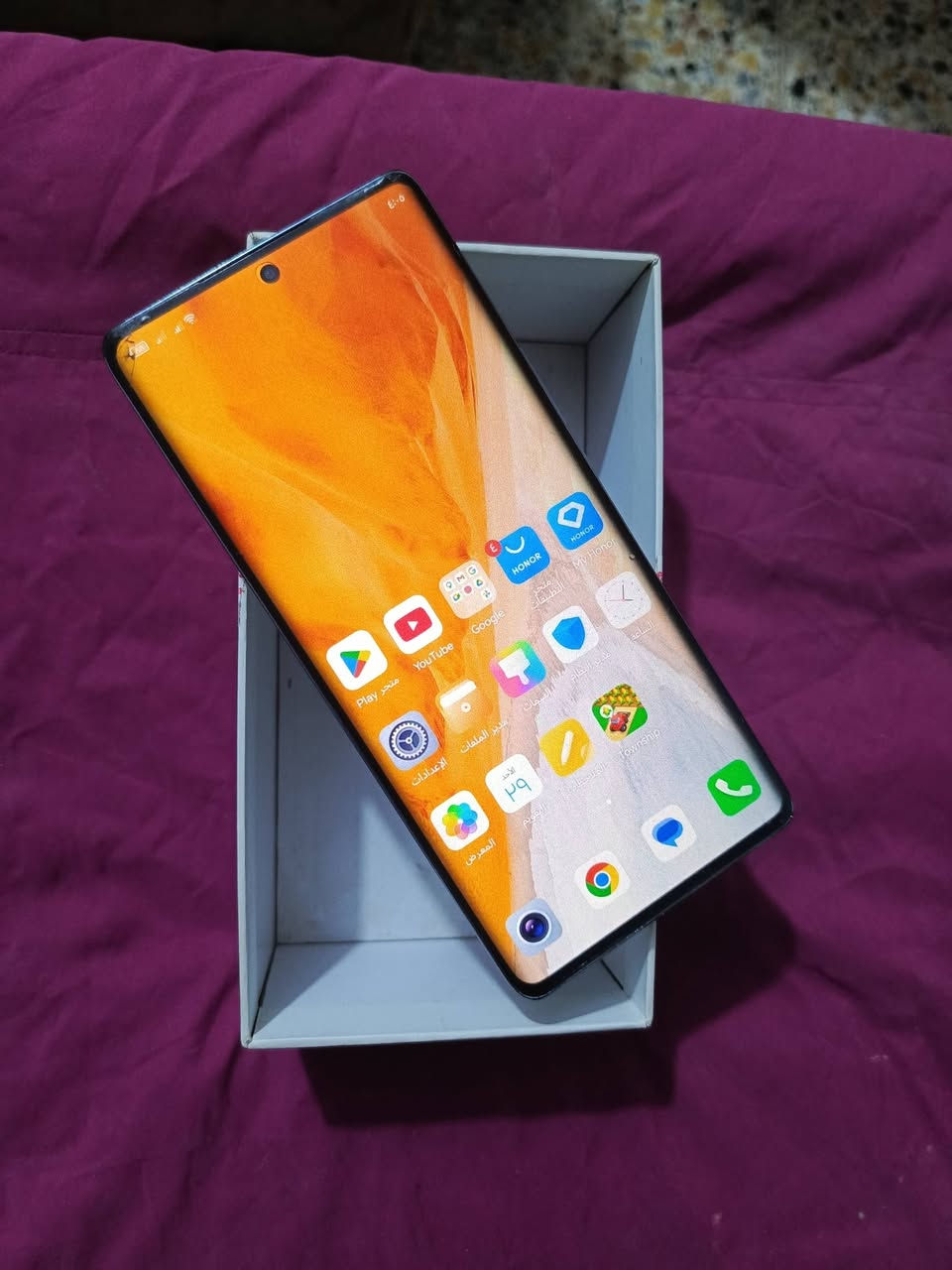 سلام عليكم للبيع هونر a9x ذاكرة 256 رام 8 استخدام شخصي مامفتوح نهائي نضافة واضحه فقط طخة بسيطة بالكلاس ممبينة ولا مثرة ع شي بدون غراض سعر 150 مجاله قليل رجا بدون احراج مكان بغداد الشعله ماعندي توصيل رقمي ***********
