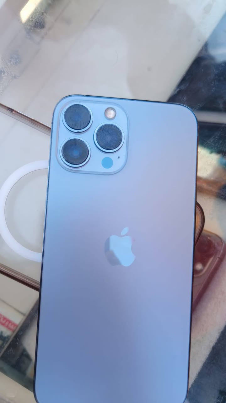ايفون 13برو ماكس مبدل شاشه و بطاريه ذاكره256 بطاريه 100
فيس ايدي كله شغاله 
رقمي***********
بغداد مدينة الصدر 
سعر400
ماكو توصيل

