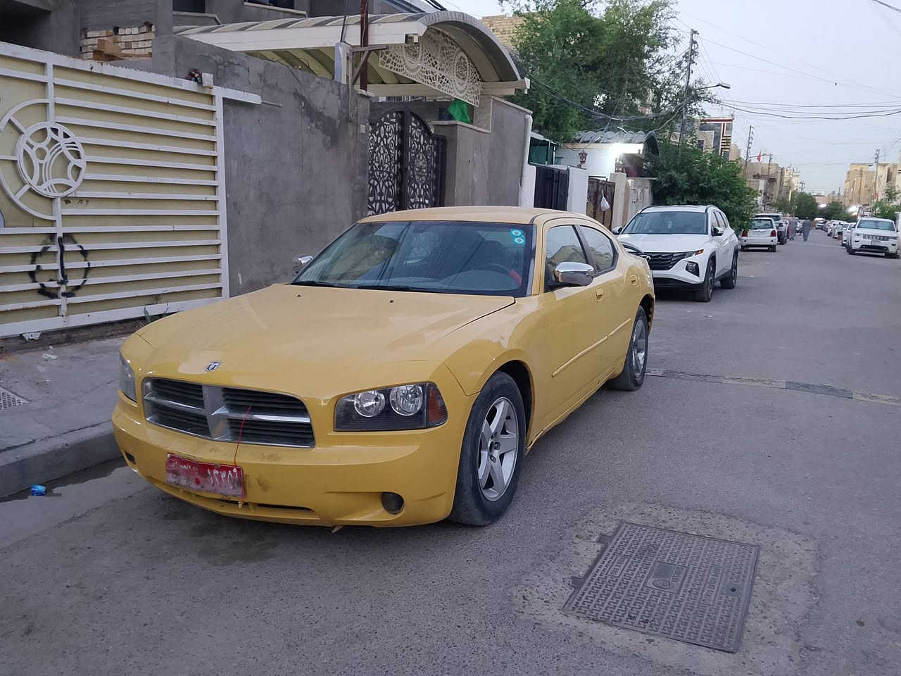 سلام عليكم جاجر 10 محرك 3500 الكير والمحرك جدد بيها بس مشكله بل كهربيات تشتغل تك السيارة مفحوصه وهزة جديدة وصلت البصمه وراعيها وتفه مصفرة هيئه وغرمات معامله كامله انطي سعر والي يرض الله اذ عجبني اكلك شايف الخير ***********
