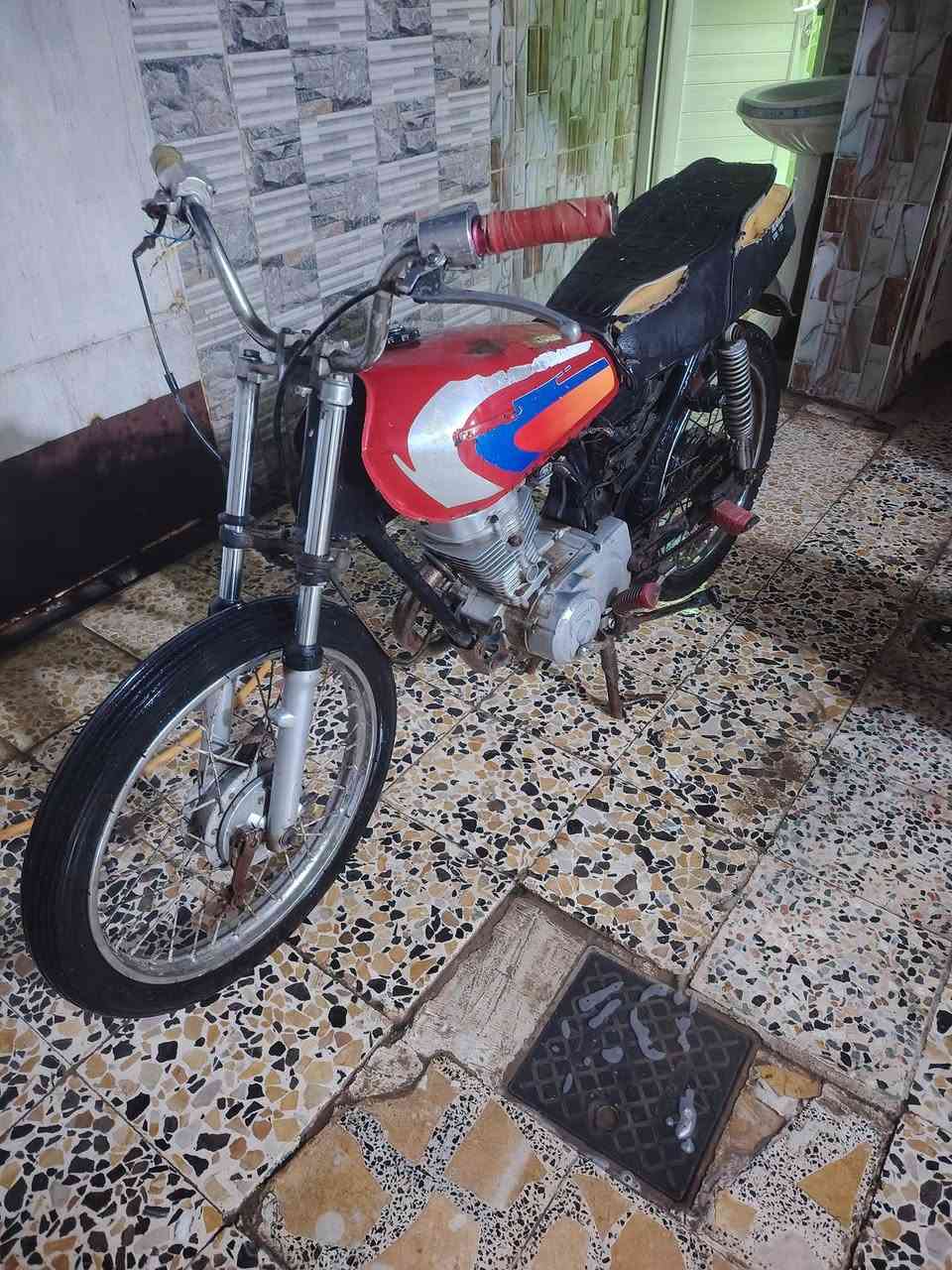 سلام عليكم شباب دراجه ايراني اوراق مديل 2016 للبيع 450بيه مجال قليل بخدمت الشراي خاص
مفتوح


**إذا كنت صاحب هذا الإعلان وتريد حذفه لأي سبب، رجاءا أرسل رسالة إلى الدعم الفني**