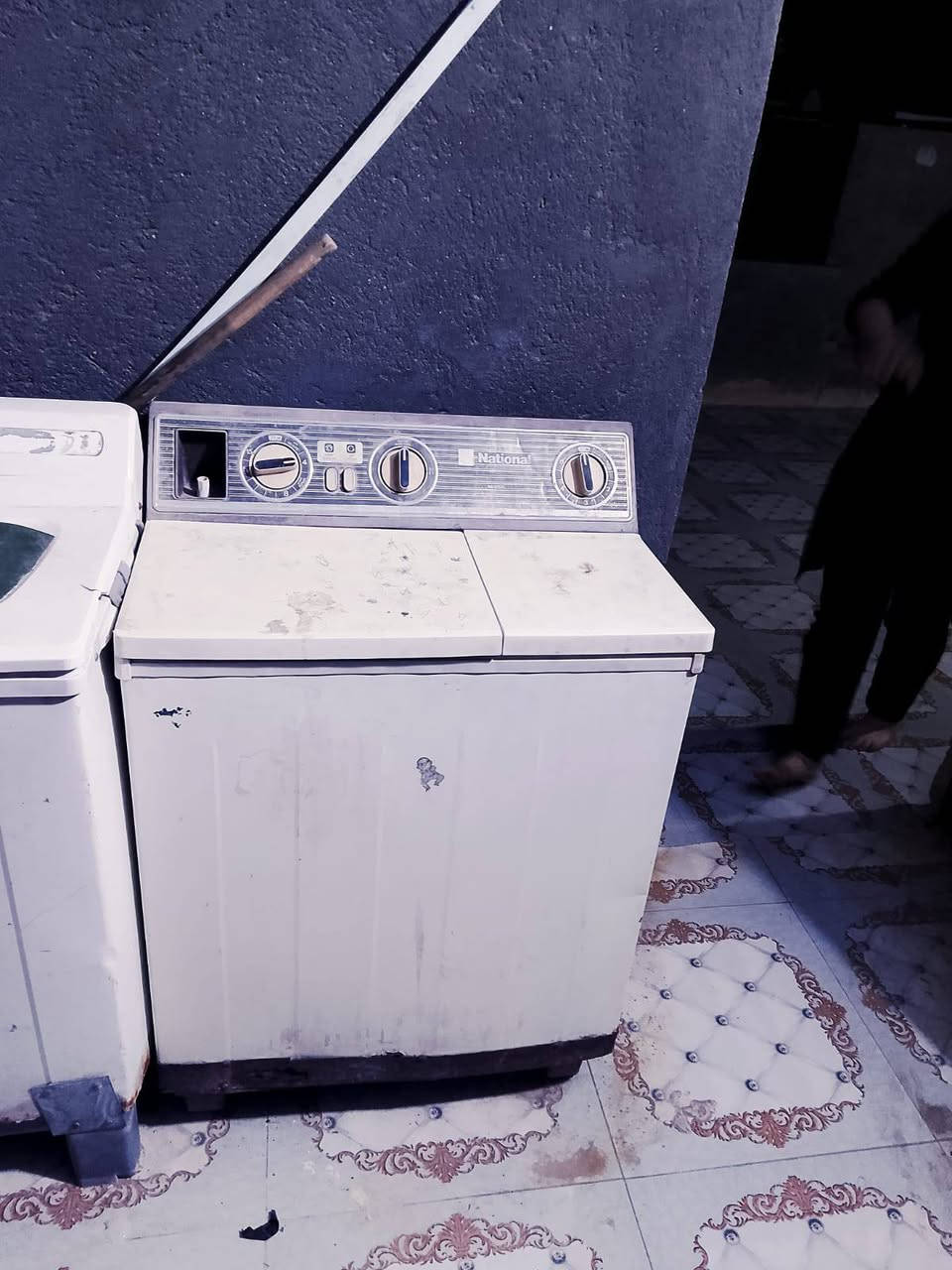 غسالات عدد ثنين شغالات الوحده ع 15 تشتغل بس التشغيل بس ماينشفن مكان  ابي الخصيب كوت الضاحي قرب كبه ابو جوزي ***********
