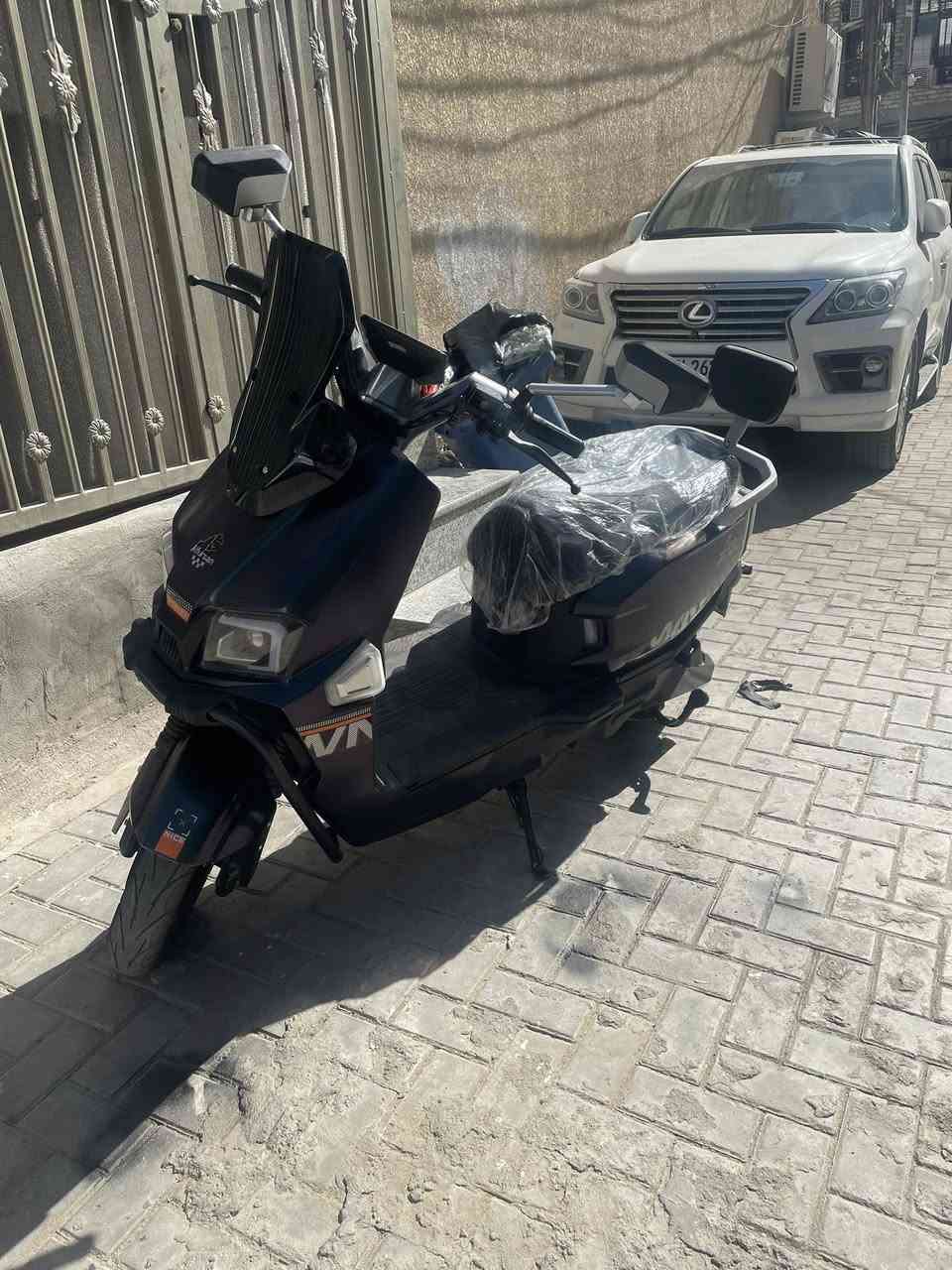 صاعقه ٦ بطاريات مسطره سرعه ١٢٠ سماعات بلوتوث سعر ٨٥٠ مكاني بسيديه ***********
