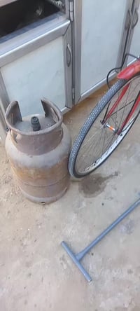 اغراض للبيع كل سلعه وسعرها 07716822271