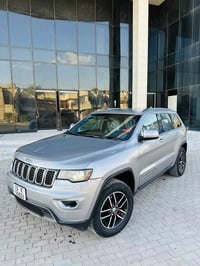 السعر 169وبيهة مجال  جيب شيروكي موديل 2018 السيارة حلوة ونضيفة صور الح...