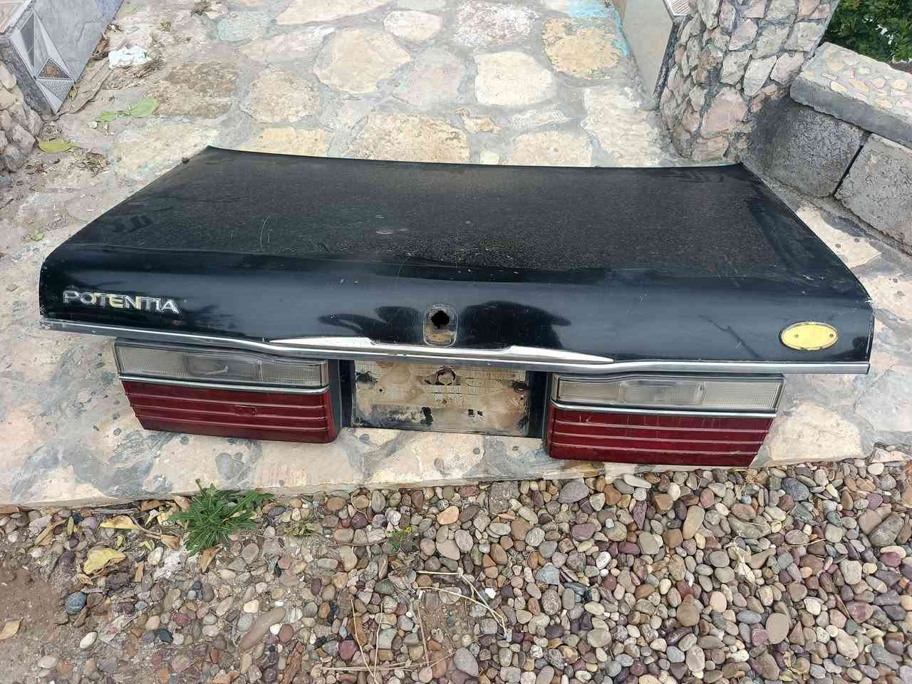 غراض للبيع قيم وأخذ يوجد أيضا محرك يبخر ويصرف بس بيه كور جديد حاويه اتصال ***********
