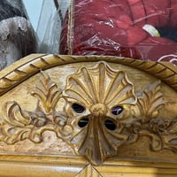 غرفة عراقية • نظيفة • تاج مقصوص