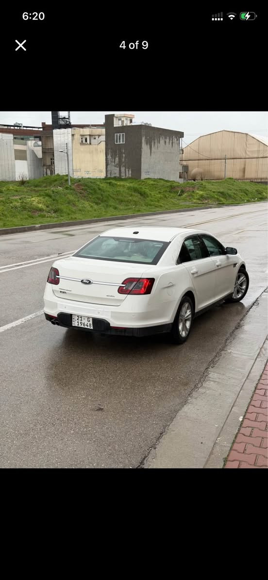 فۆرت تەورۆس ٢٠١٢ sel  سەیارەکە بێ بۆیاخە بێ ساردە بێ پارچە گۆڕاو هەتا بڵێی تازەو جاهیزە گێڕو مەکینەی بەشەرت تەنانەت بۆ واترپەمپیش نەکراوەتەوە سەنەوی تا ٢٠٢٩ تازەیە بەناوی خۆمەوەیە تەحویل وەکالە بەشەرت  چرکە لە گیانیا نیە هەموو شتێکی تازە سیرڤز کراوە نرخی ١١٢ کەمێک مەجال بۆ پەیوەندی ***********
