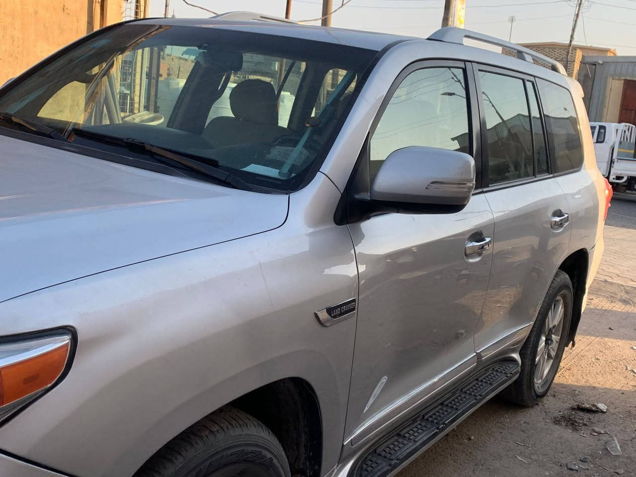 عشاق السلفر. ٢٠١٠ كفاله من الصبغ والتبديل والفتح كير محرك كفاله ٦ سلندر. جديده  فتحة سقف حساسات شاشه كامره محدث ١٤  رقم بصره مكانها بصره  اي استفسار *********** والشراي يتصل ويدلل
