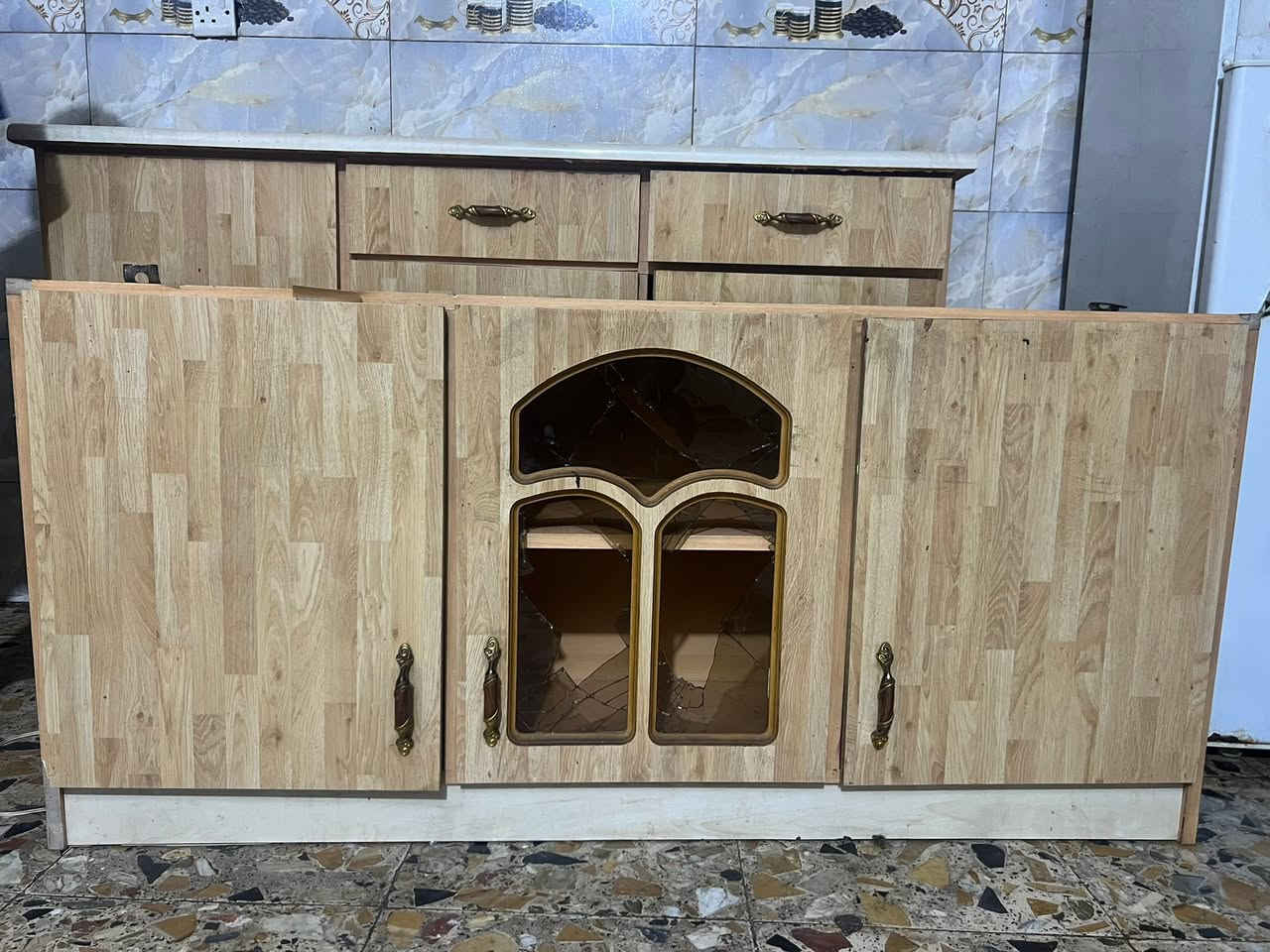 للبيع سعر 150 وبي مجال للاستفسار خاص


**إذا كنت صاحب هذا الإعلان وتريد حذفه لأي سبب، رجاءا أرسل رسالة إلى الدعم الفني**