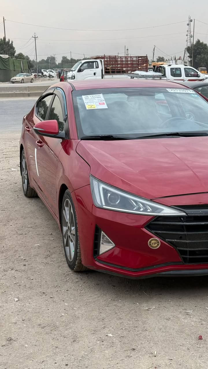 السلام عليكم
للبيع هونداي النترا 
موديل 2019
وارد امريكي 
حادث بسيط موضح بل الصور 
وبيهه بل العراق صبغ الدوسه وقبق الجنطه 
مكينه 2000دوش
السعر 127$ وبيهه مجال بسيط
رقم بغداد جديد بأسمي 
كير مكينه حديد خير من الله 
ماشيه 97الف//المواصفات 
شاشه وكامره بلادي تحكمات استيرن تتفئ استيرن وكشنات 
رادار جانبي واشاير بل المري 
#مكاني #بغداد
الاستفسار الاتصال.   *********** 
غير متواجد فيس
