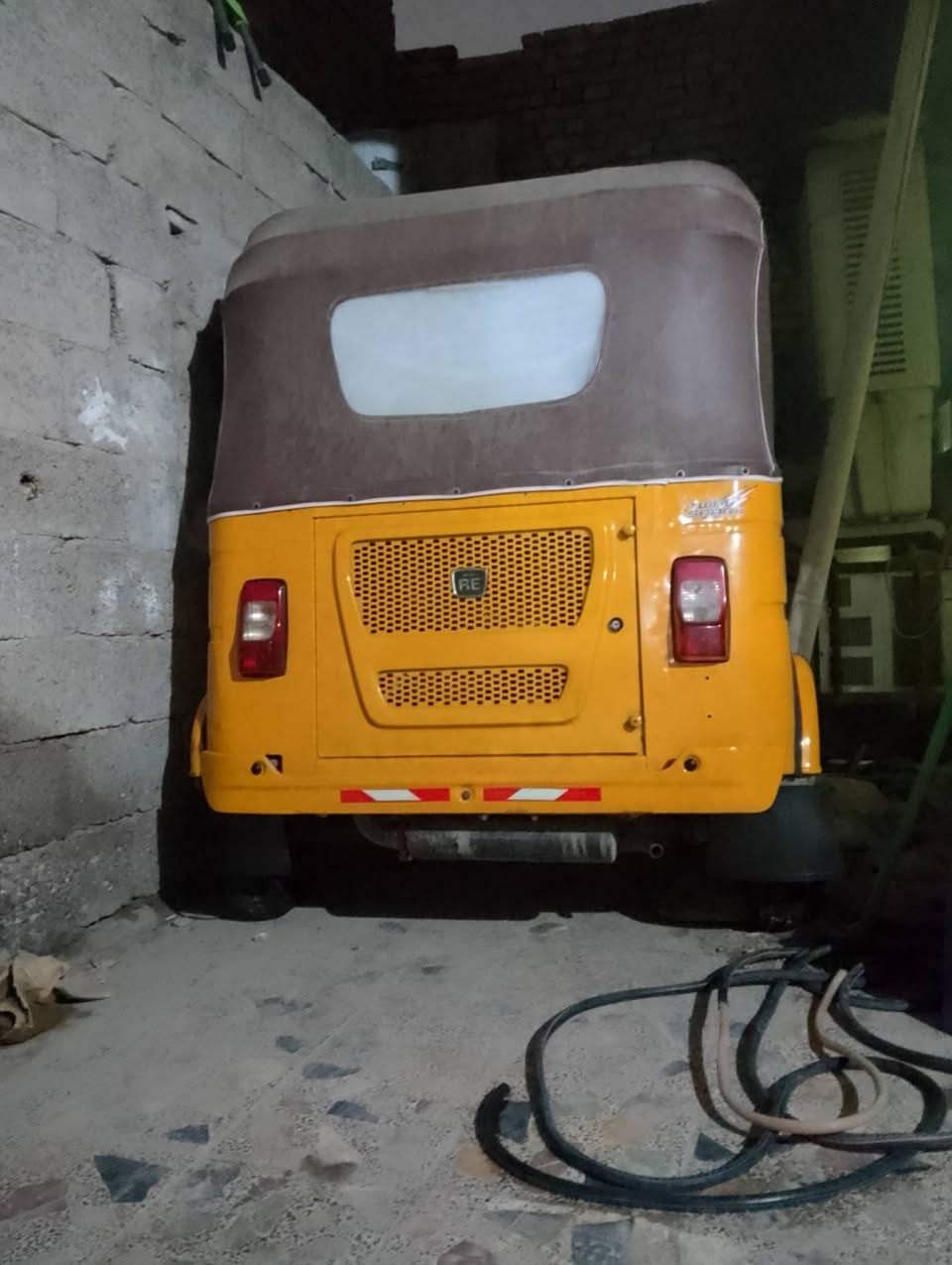 السلام عليكم تكتك للبيع 22 تكتك نضيفه وخير من الله ***********
