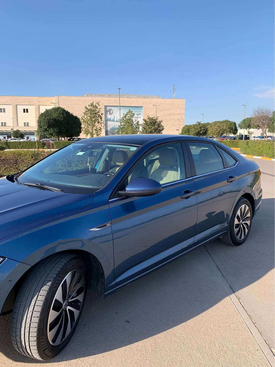 Jetta 2019 SEL
ڕاداری پشت و پێش و تەنیشت و خەتی جادە
گێچی ئەلیکترۆنی و سەماعەی بۆس
ماوەی ڕۆیشتن ٦٣٠٠٠ مایڵ و یەک دەستە سەیارەکە
٣ پارچەی ھەیە دوو دەرگا و چەمەلەخ پشت و پێش کەپس گێڕ و مەکینە و تەبرید بە شەرت
داوای١٥٥ وەرەقە دەکەم و معامەلەیەکی برایانە
٨ وەرەقە غەڕامەی لەسەرە دەیگێڕمەوە أربيل, العراق


**إذا كنت صاحب هذا الإعلان وتريد حذفه لأي سبب، رجاءا أرسل رسالة إلى الدعم الفني**