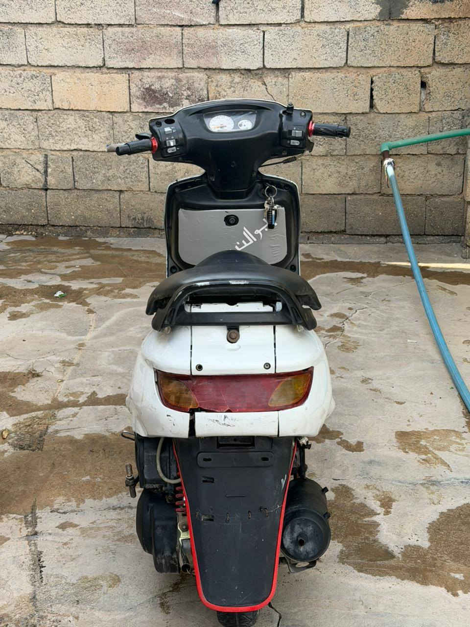 دراجة فراشة كاملة اي نقص مابيها فقط بيها دخانة مال لاستيك ولف اول ما تشغل بس نكرة بكل وقت كهربائيات كلها شغالة السعر 325 وبيها مجال


**إذا كنت صاحب هذا الإعلان وتريد حذفه لأي سبب، رجاءا أرسل رسالة إلى الدعم الفني**