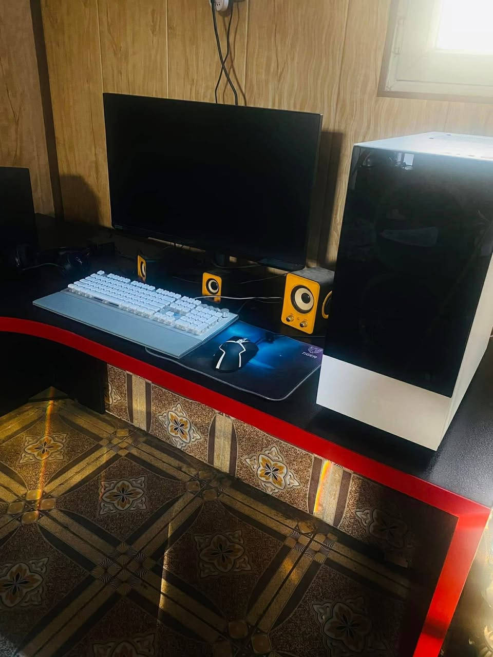 السلام عليكم

تم تخفيض السعر لان مستعجل على بيع 🛑

 💻 سيت اب للبيع كامل  استخدام قليل كلش 

كيس NZXT 
معالج CI7 12700kf
مذربورد  Z690 AORUS ELITE AX D4
كارت شاشة RTX 3070 GIGABYTY
رام 16GB 3200 XPG
هارد M.2 NVME 1TB SAMSUNG
بور سبلاي EVGA 850 GOLD
مبرد مائي NZXT
قطعة PCI

شاشةة SAMSUNG ODYSSEY G5 27 IPS 2K 165HZ 1Ms

ميز حاسبة زاوية قياس 180*180 شغل درجة اولى 

كرسي براند FANTECH 

كيبورد MECHANICAL REDRAGON BRAHMA PRO
كيبورد MECHANICAL AULA 
ماوس LOGITECH G502 SE HERO
ماوس LOGITECH G502 HERO
سماعة HYPER X CLOUD ALPHA S 7.1
سماعة HYPER X CLOUD FLIGHT WWIRELES

 
الحاسبة كلش نظيفة استخدام قليل جدا 
كراتين القطع كلها موجودة 

السعر 2 مليون و 850 الف وبيها مجال 
راسلني وماراح تخسر ✨💚

العنوان بغداد حي حطين 
*********** واتساب

تحياتي للحميع
