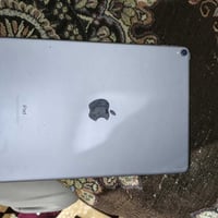 ايباد برو 10.5 • 64 جيجا • بطاريه 88%