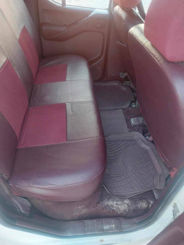 السلام عليكم نيفاره موديل 2009 كير عادي رقم شمالي دهوك سنويه صاقطه مكينه وكير وتبريد وصدر خير من الله بيه طخه بالبدي جهة السايق بيع أو مراوس لللأستفسار الأتصال على *********** مكان السياره بغداد الشعب
