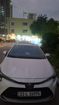 كورلا 2025 هايبرد ماشيه 15 فقط فول مواصفات فتحه وبصمه وجلد وحساسات وشا...