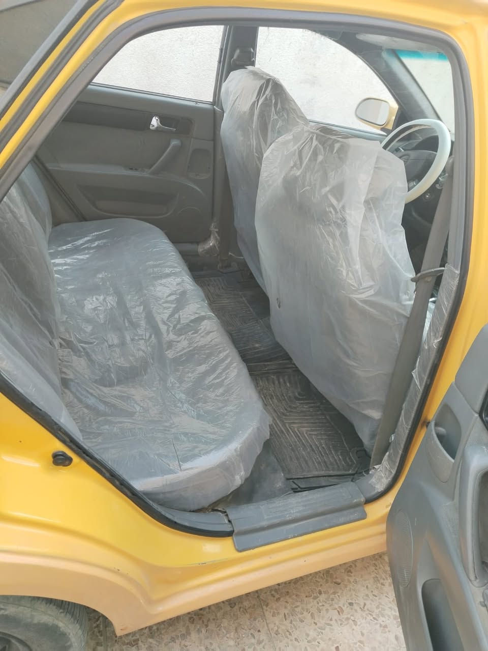 سياره اوبترا صفره 2010 كير عادي السنويه تنتهي بنهاية ألسنه بأسم راعيهه وراعيهه موجود يريد تحويل وكير مكينه خير من اللّٰه تبريد ثلج حداده خير من اللّٰه كهربائيات كلهه شغاله الينيد مبدل بدون اضرار ولبدي بي تلحيضات مصبوغه عام مكاز مجاره كرمة علي الاتصال *********** السعر 60 وبيها
