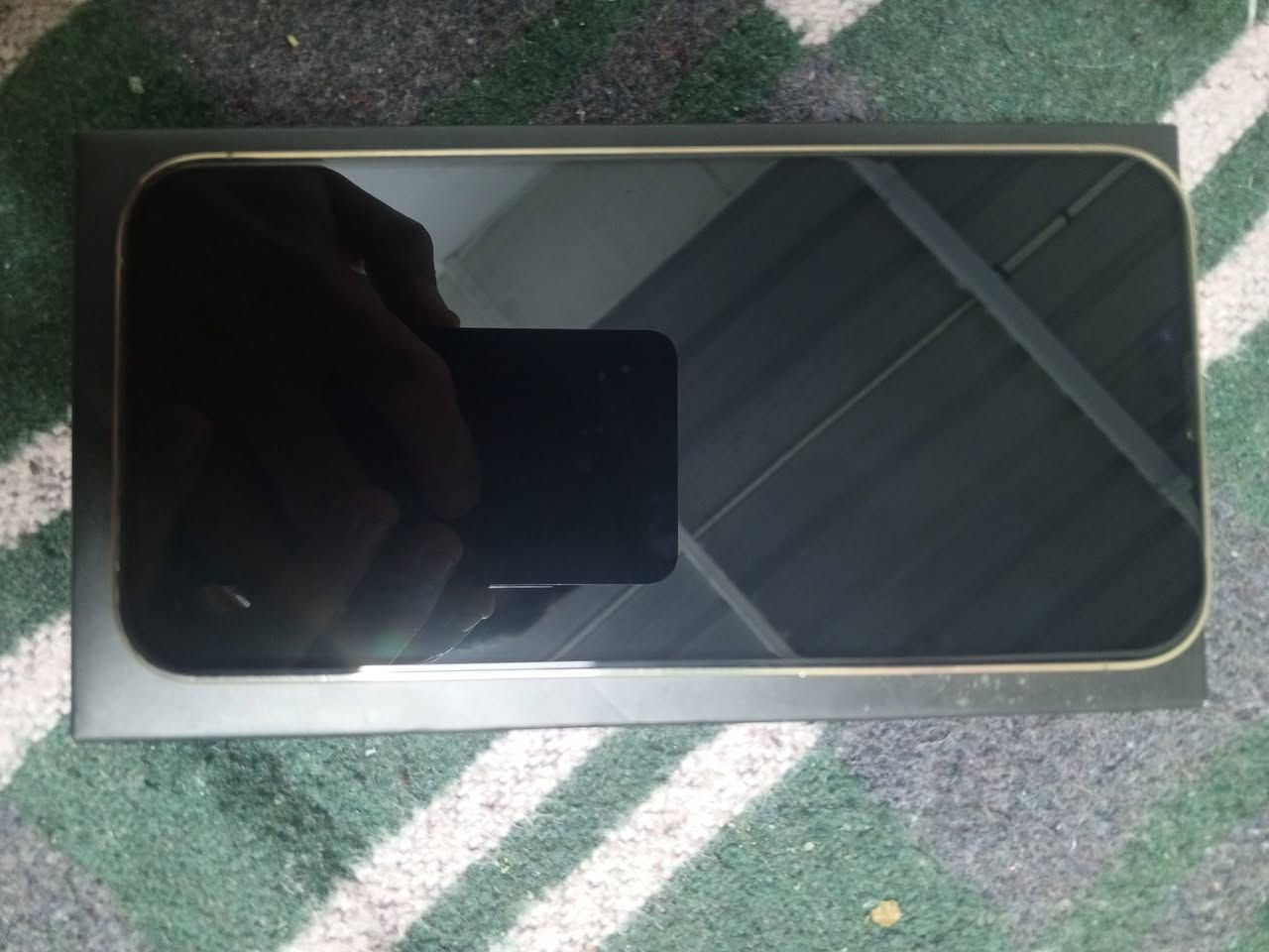 سلام عليكم ورحمه الله وبركاته
أخوان برو ماكس 13 مستخدم جديد بطارية اصلي غير داخل صيانة ذاكرة 128 مكان الهاتف قلعة وجه لوجه وين ما تريد افحص على كيفك سعر 690  الشراي يخابر 
*********** واتساب اتصال ماكو مشكلة فقط الشراي رجاء
