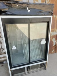 ثلاجه بابين • عطلانه • نضيفه