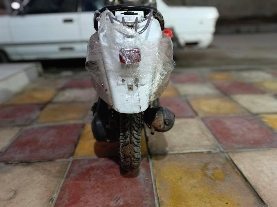 السلام عليكم دراجه مصريه للبيع دراجه خير من الله

مرتبه مال جناي شرط الشغل والنضافه نكره هندر

سلف شغال بس عوزه باتري الشراي بيه خير يدلل

مكاني ناصريه مركز    الاتصال *********** السعر 200 وبيه مجال للشراي
