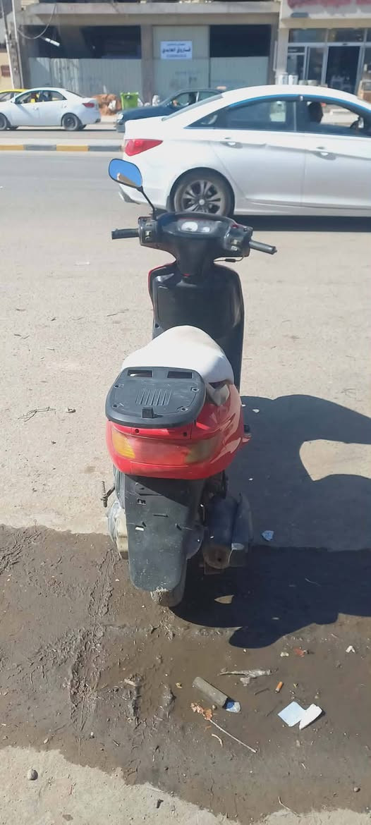 سلام عليكم دراجه فراشه للبيع كامله سلف هندر دراجه حلوه ومرتبه كلش مال جناي رقم لاتصال ‏‪***********‬‏
