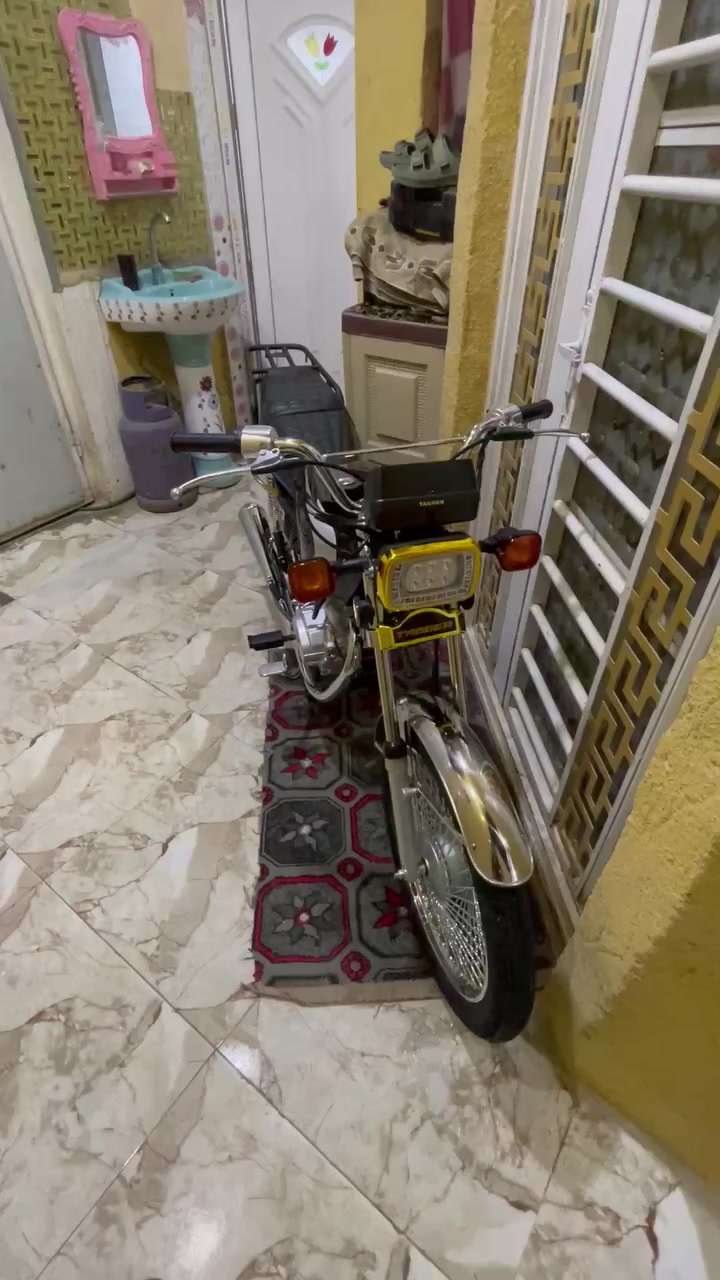‏سلام عليكم عندي دراجة تايكر موديل 2025 صار 6اشهر من طالعه من الوكيل  ‏سعر 700 بها مجال حك الجيه  الاستفسار *********** ￼

