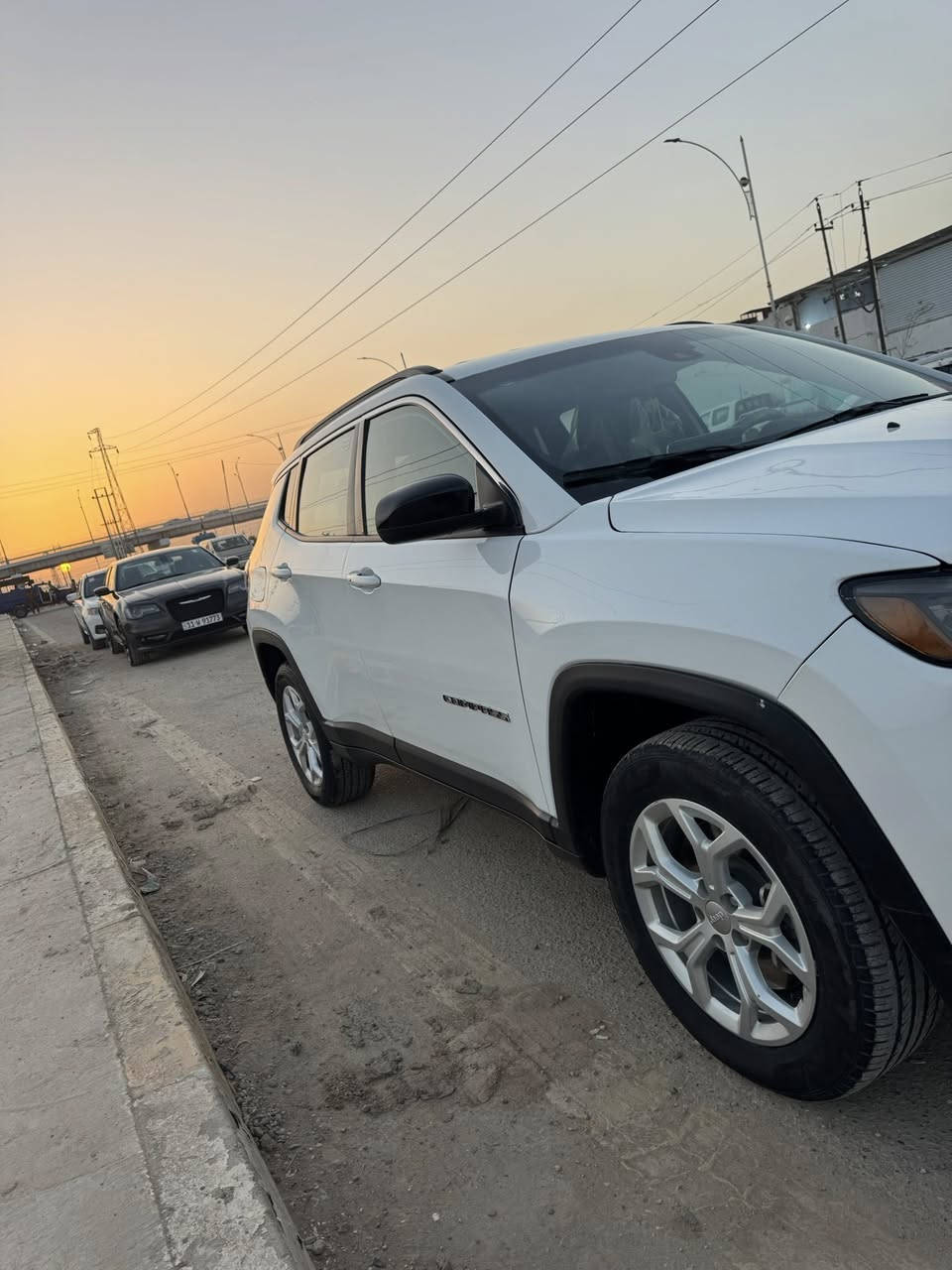 🔹 للبيع جيب كمباس 2024
ماشيه 30 الف 🔹
السعر 155 بيه مجال 

🚙 Jeep Compass موديل

🎨 اللون: ابيض صدفي  (SILVER)

⚙️ 

⛽ الوقود: بنزين

🚘 نظام الدفع: 4×4 مع دفع أمامي

📍 الموقع: ذي قار الشطره

📌 تترقم جميع المحافظات

🔧 الأضرار السابقة:

فقط بنيد 

✅ مصلحة بالكامل 

✨ الدواخل والمواصفات:

شاشة وسطية

تحكم من المقود

تكييف ممتاز

السيارة مرتبة وجاهزة للاستخدام

📞 للاستفسار والاتصال:***********
