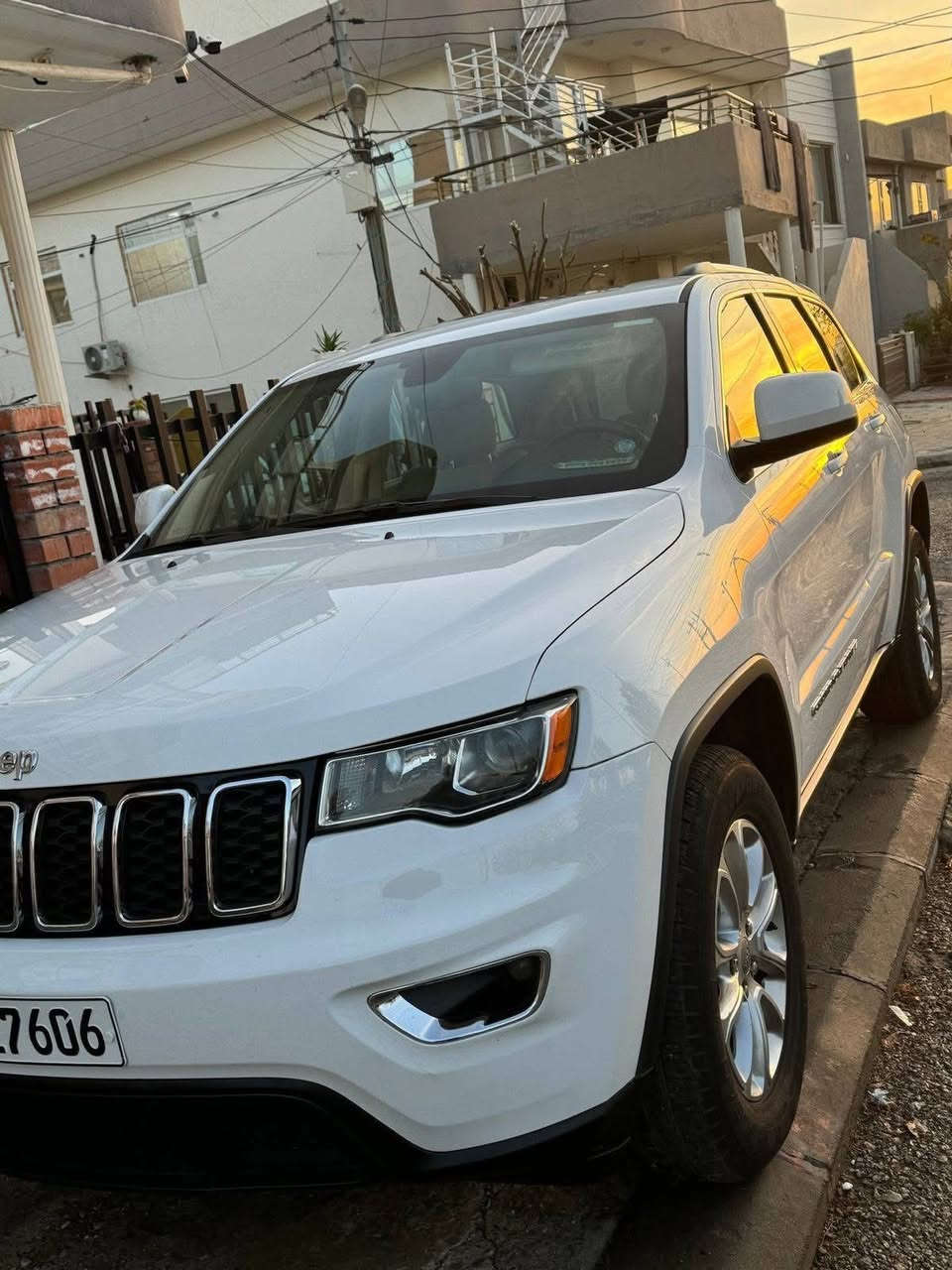 jeep Grand chiroki   Larido
مودل ۲٠۱۷ وکلة هارلم  کوشنات کهربا کوشن هیتر  فول مواسفات . (سعر ۲٦٥ ورقە بیها مجل ) مکان سلیمانیة 
_______________________________
‎مۆدیل ۲٠۱۷ سفری شەریکەی هارلم 
‎ناو زەرد  کوشن کارابا کوشن هیتەر سوکان هیتەر  سلایت  سنوق جەگ و  شەغال فول مواسەفات   4*4  بێ بۆیاخ بێ ساد پەلەیەک کارتی هەیە 
‎سەنەوی و ژینگەی تازەیە
‎***********. سلێمانی
