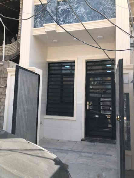 مشتمل للبيع مساحه 68م واجهة 3 نزال 22 ونص ثلاث غرف نوم واستقبال وحولي وخدمات فوق وجوه وبيتونه كبيره درج مرمر ارضيه مرمر العنوان الشعب حي التجار الاولى مقابل الجندي الباسل للاستفسار  ***********
