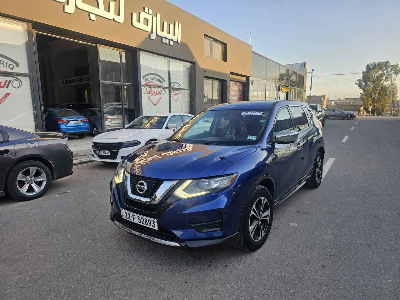 السلام عليكم
للبيع نيسان روج ٢٠١٧
الضرر / بابين صفحة السايق بدون ايرباك بجم كبس 
رقم اربيل 
مواصفات
-نقطة عمياء
-ثلاث انظمة قيادة
-تبريد قطعتين
-نظام ايكو
-لد امامي نهاري
-مانع انزلاق
- كامرة /اوكس /بلوتوث 
السيارة ماشية 74 ميل

السعر مناسب جدا ١٣٧
رقم التلفون ☎️☎️
***********
