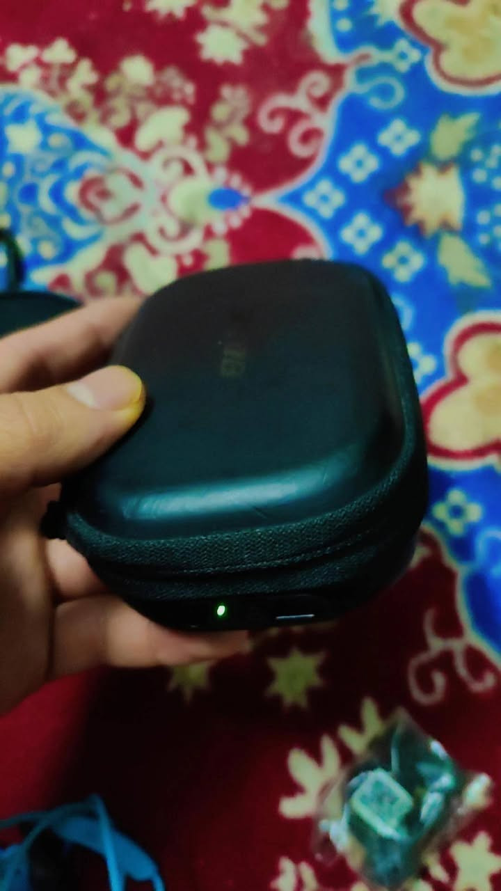 سماعات بوز ساوند سبورت فري اللاسلكية (Bose SoundSport Free)
وماوس logi وايرلس للبيع ريدهم ثنينهم ب 75 وبيهم مجال شي بسيط مكفولات فقط سماعات بطاريتهم ضعيفه اطول ساعه


**إذا كنت صاحب هذا الإعلان وتريد حذفه لأي سبب، رجاءا أرسل رسالة إلى الدعم الفني**
