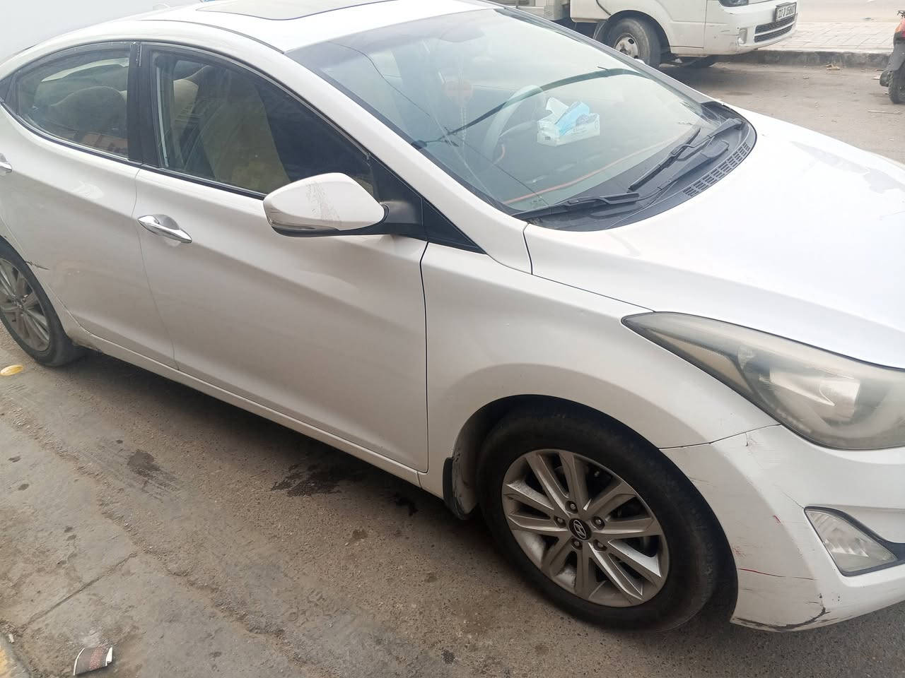 سلام عليكم الانتره 2015 خليجي فول عدا البصمه رقم كربلاء السياره بأسمي كامله من كل النواحيي السعر 125وبيه مجال قليل رقم ***********
