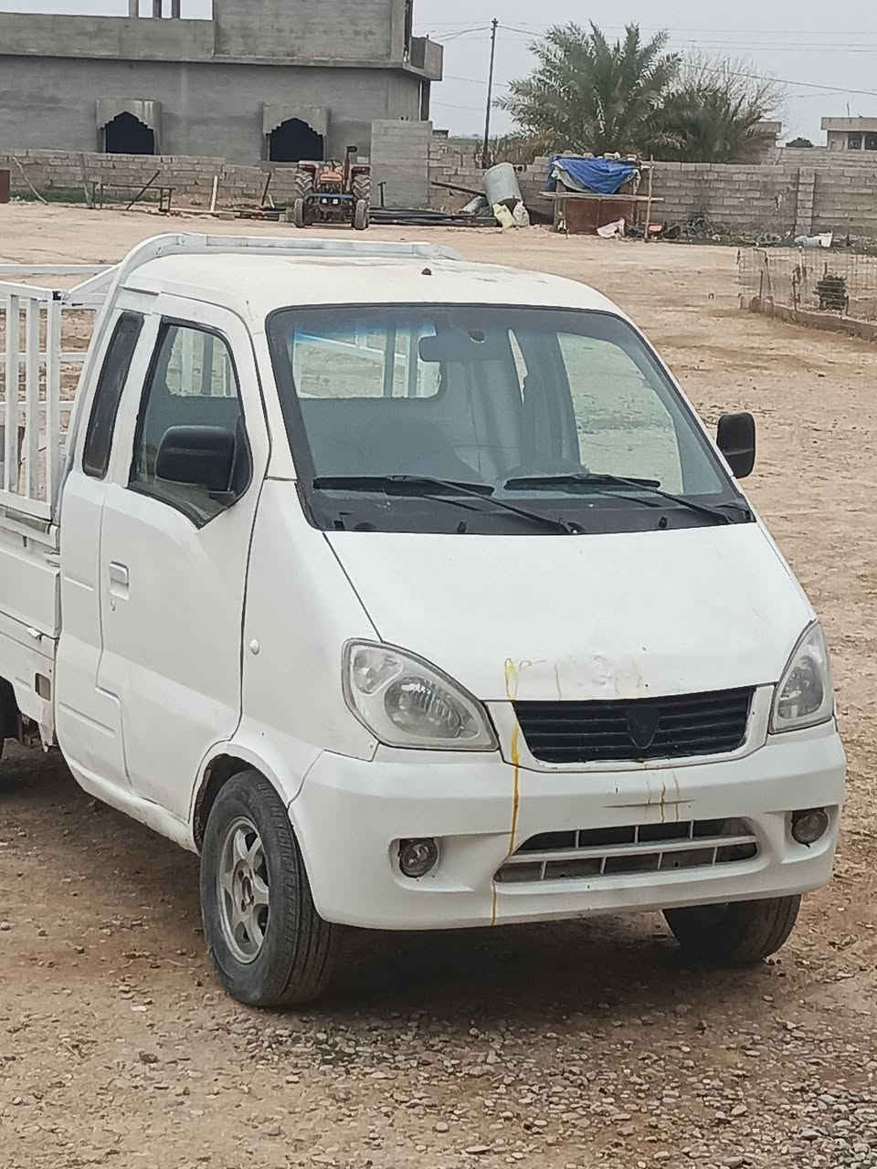 هيفاء للبيع موديل 2007 السعر 20 بها مجال العنوان كركوك***********
