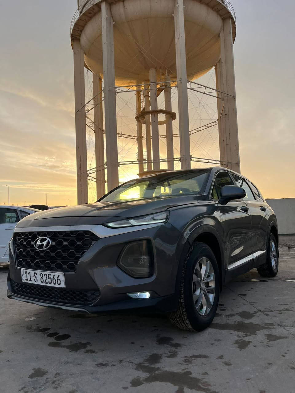 السلام عليكم ، هيونداي سنتافي موديل 2019 شكل 2020 فول مواصفات عدا البانوراما
✅ رادار جميع الاتجاهات
✅ تحديد مسار
✅ اوتو هولد
✅ ٤ سلندر خمسه راكب
✅ شاشة تدعم اندرويد اوتو وابل كار بلي
✅مثبت سرعة
✅سستم صوت بلادي
 ✅ مانع انزلاق

مواصفات اخرى كثيرة ، بيع مستعجل والصور امامكم وبالحقيقه احلى من الصور ، تحويل مباشر السيارة  رقم بغداد دولي الجديد
للاستفسار الاتصال على :

✅ ‏‪***********‬‏
ملاحظه السياره بيه 4قطع صبغ بدون دواخل شرط الفحص السعر 160$ العنوان ديوانيه 
.................................
