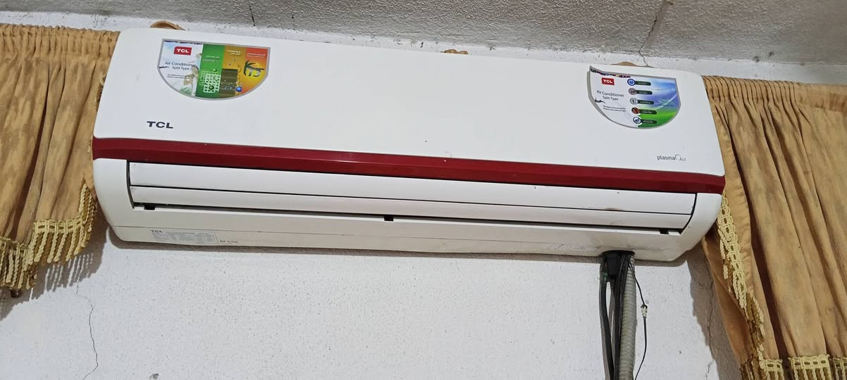 للبيع سبلت الحافض 2 طن بيه عطل بلكهربائيات بيع مستعجل ب280 الف
***********

